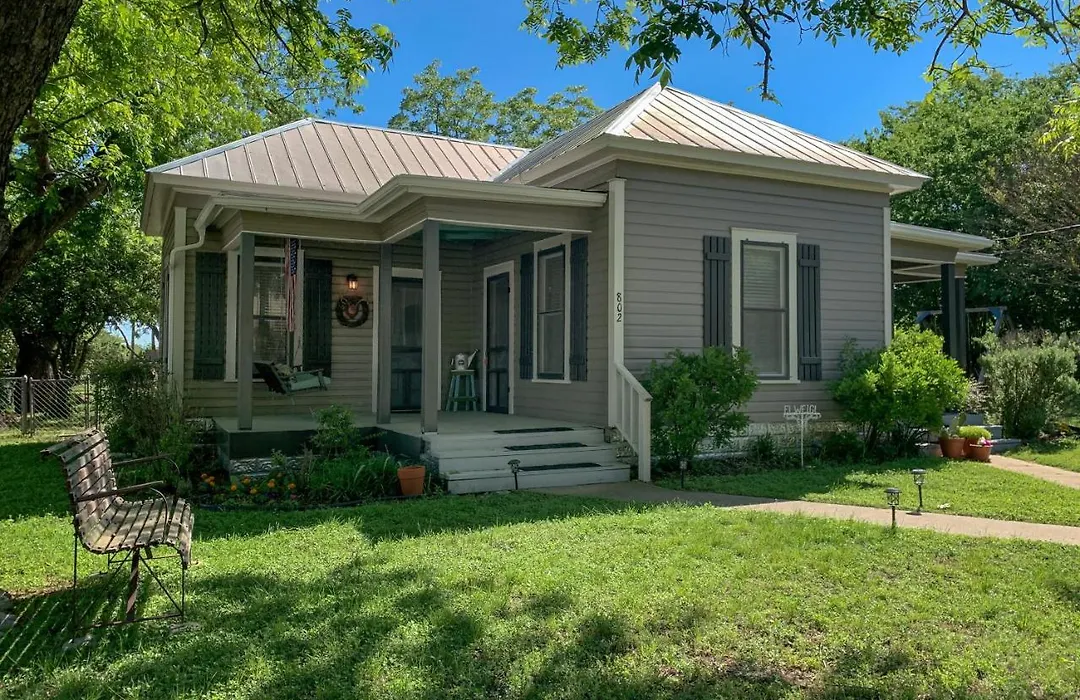 Austin Haus-1