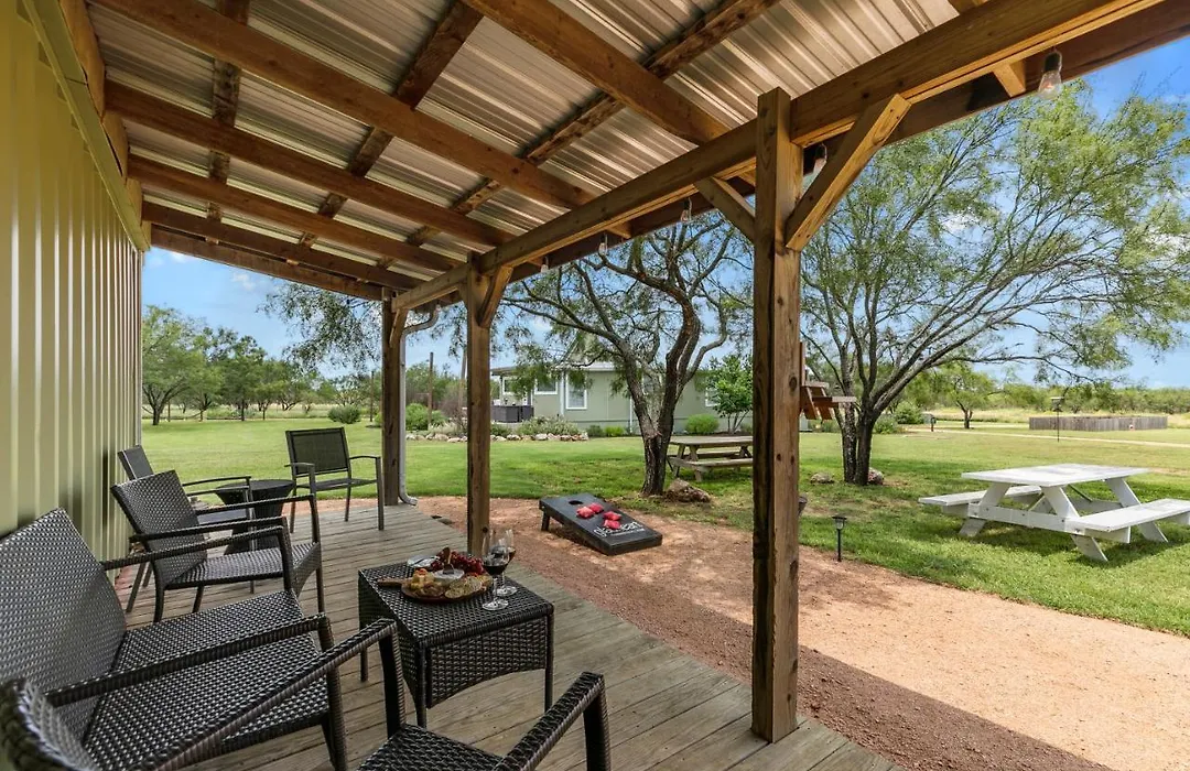 New Luxury Tiny Home With Hot Tub And Grill-1