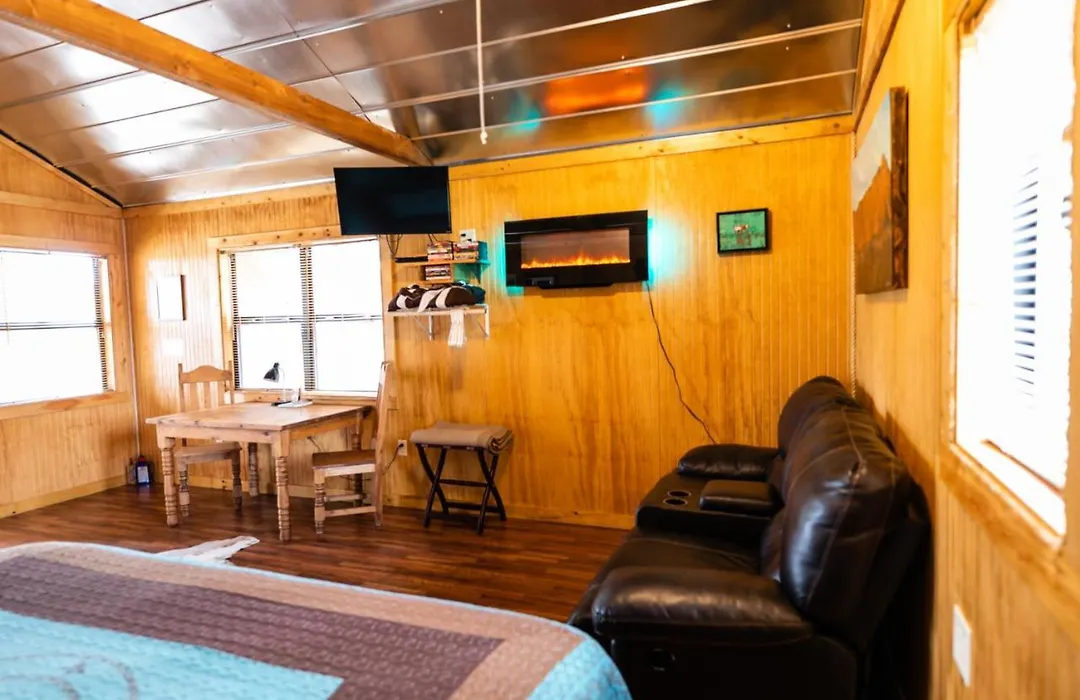 Walnut Canyon Cabins-1