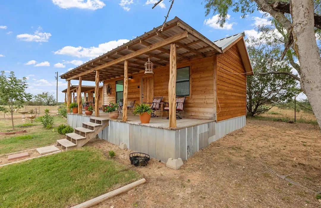 Hr Cabin 4 - The Sunflower Cottage-1