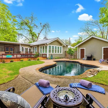 Heart Of Fredericksburg W/Pool,Hot-Tub&Grill-2