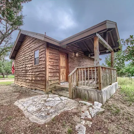 Cedar Bliss Cabin-2