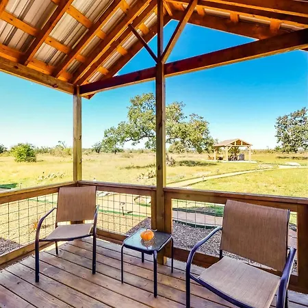 Wine Country Cottage 3-2