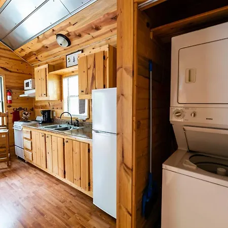 Walnut Canyon Cabins-3