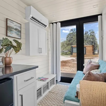 New! Luxury Shipping Container The Desert Escape-2