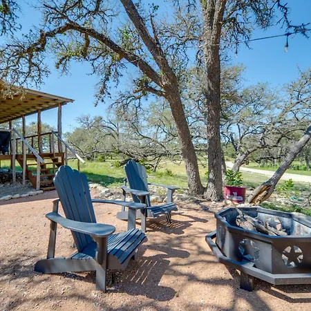 Rustic-Chic Country Cabin - 10 Mi To Main Street!-3