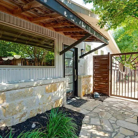 Claret House Full Kitchen And Private Hot Tub-2