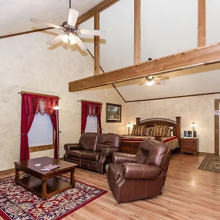 Appian Way Avalon Cottage-2