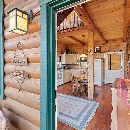 Mighty Oak Log Cabin-2