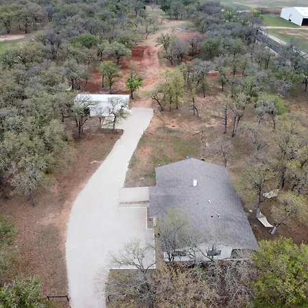 Baron'S Bungalow With Hot Tub & Pet Friendly-2