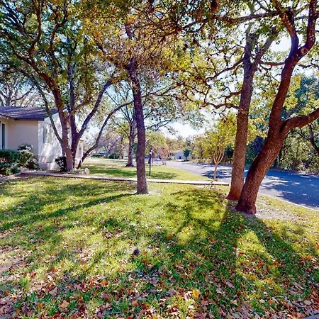 Snowbird-Friendly Home With Enclosed Yard, Firepit, Central Ac, & High-Speed Wifi-3