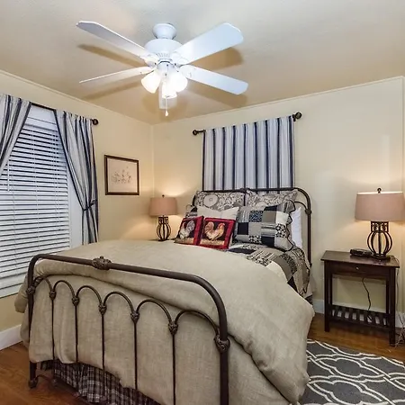 Agape Front Cottage-2
