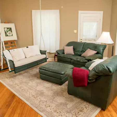 Studio B Guest House-2