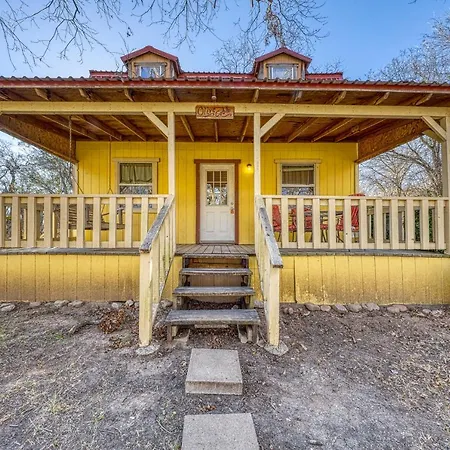 The Olive @ Mendelbaum Winery Guest Cabins-2