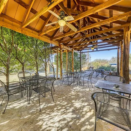The Almond @ Mendelbaum Winery Guest Cabins-2