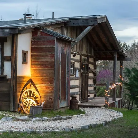 Barons Creekside Resort-2